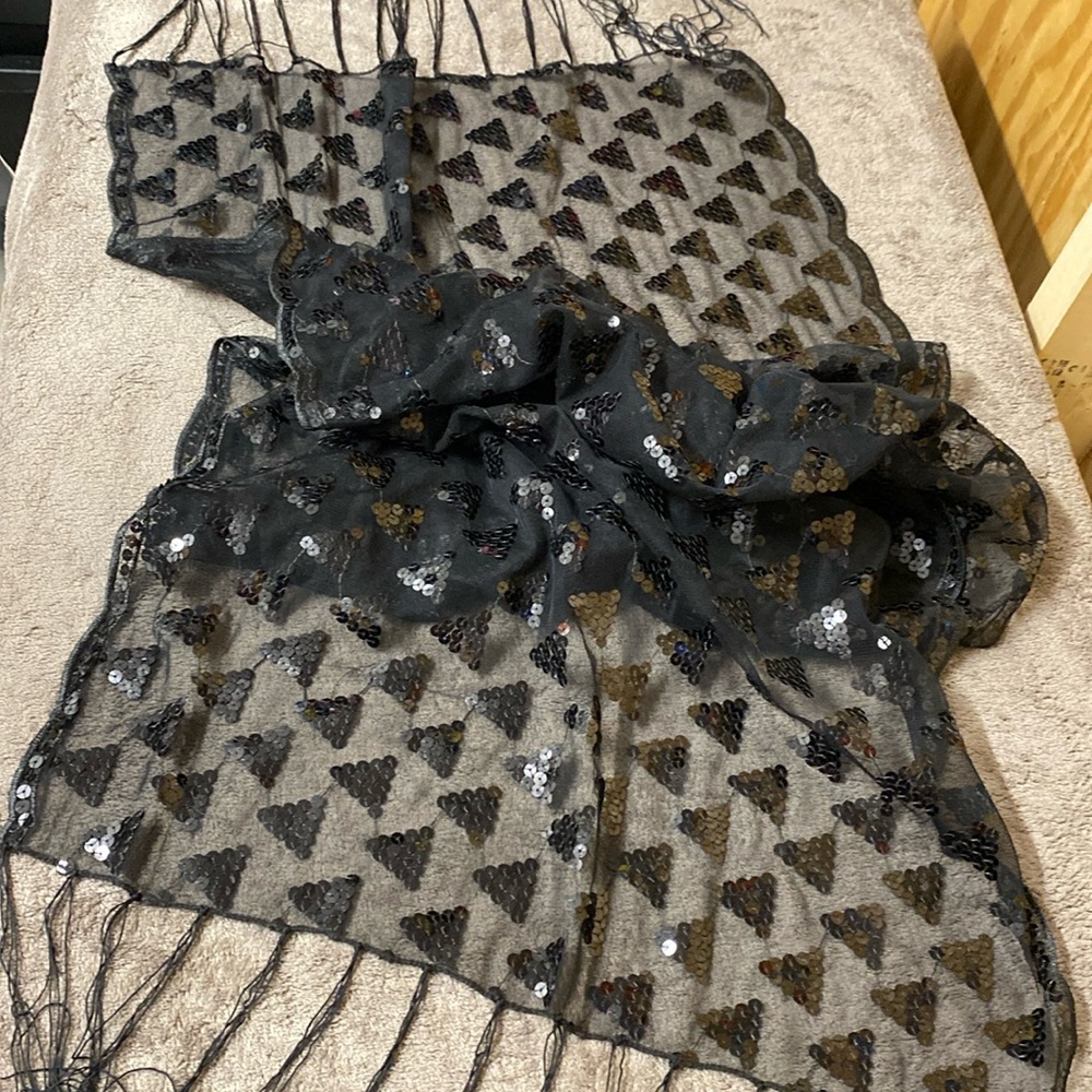 Sequenced black scarf /wrap